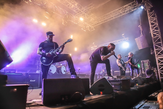 NuitsCarrees2019 - MassHysteria