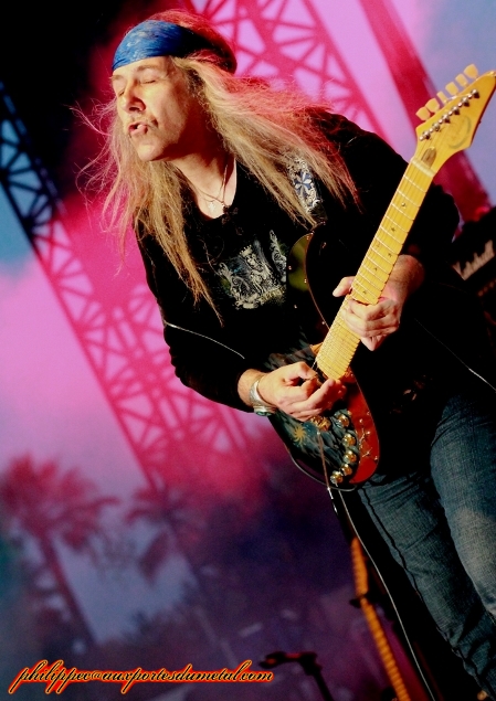 AmpItUp2012UliJonRoth