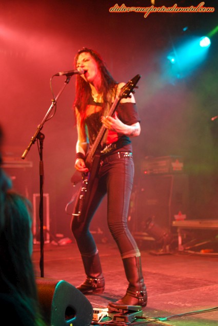 Crucified Barbara Toulon 2012