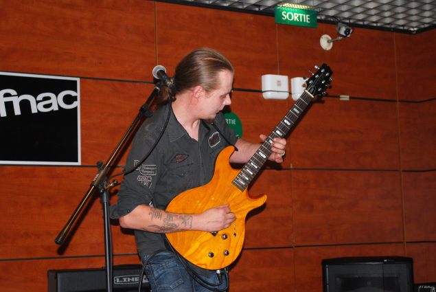 Alive Inc - Tyler - FNAC Monaco