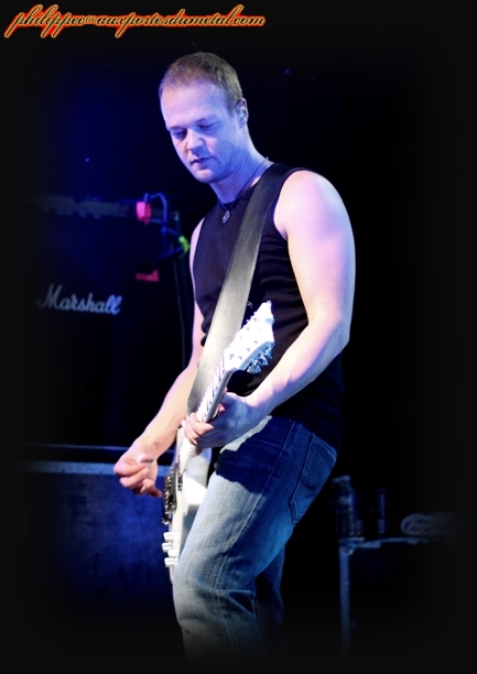 Amorphis-Tomi-Lyon2011